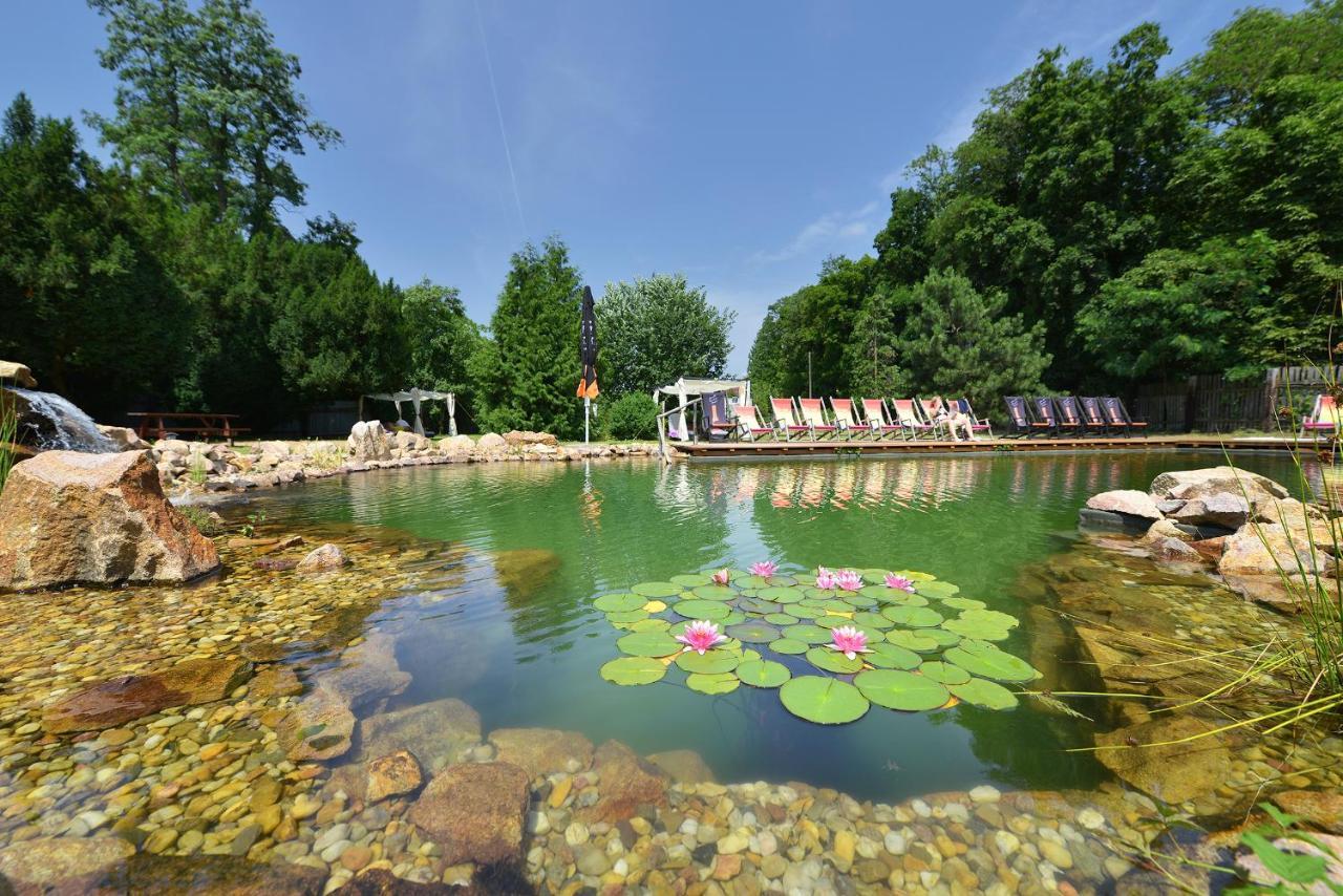 Chateau Loucen Garden Retreat Exterior foto